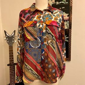 NWT Multicolor Button-Down Shirt. Desigual. Size S.